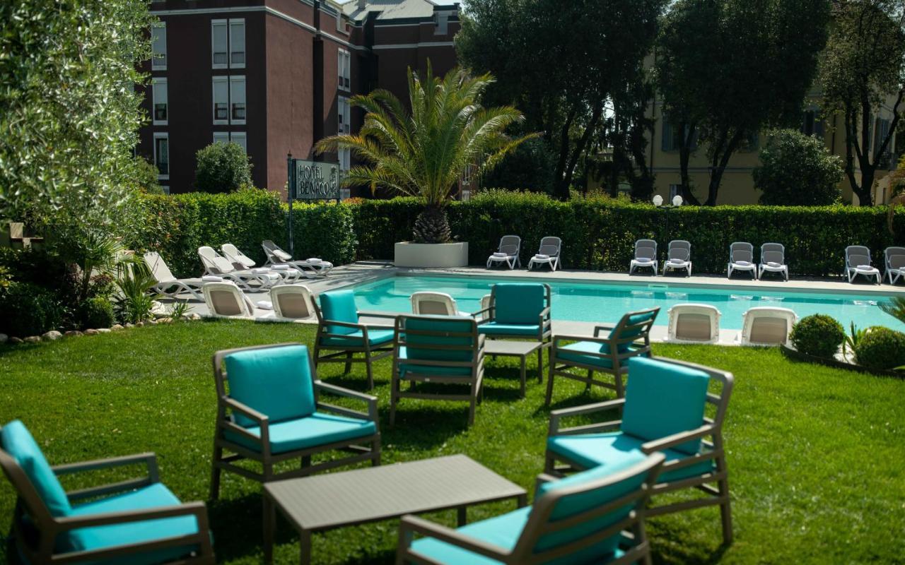 Hotel Benaco Desenzano del Garda Buitenkant foto